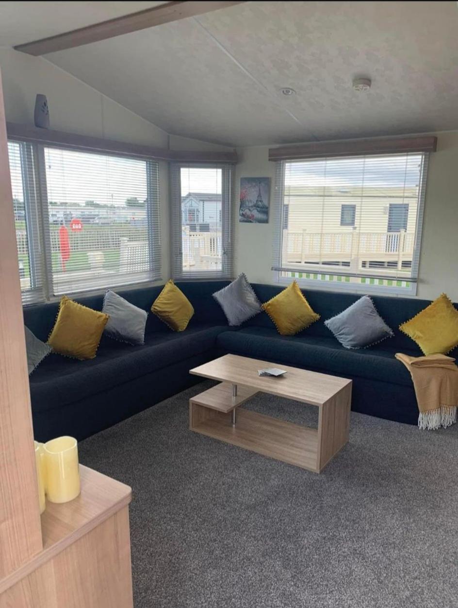 8 Berth 3 Bed Caravan Golden Palm Ml9 Chapel Saint Leonards Exterior photo